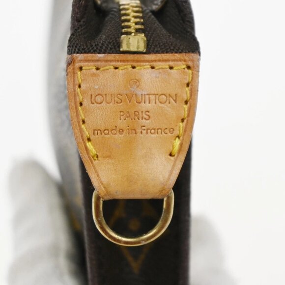 LOUIS VUITTON BROWN MONOGRAM CANVAS BUCKET GM BAG – RDB LOUIS VUITTON LV Logo Bucket GM Pouch Bag Monogram Leather Brown Gold 05MA328